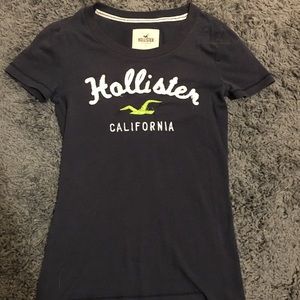 Hollister t shirt